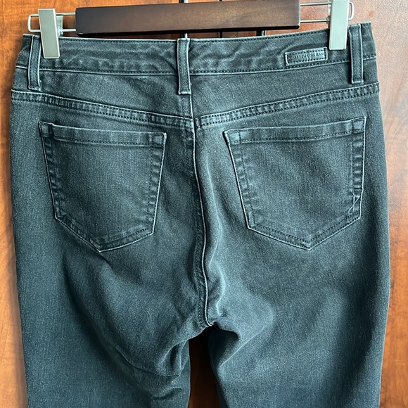 Jones New York Jeans / Park Avenue Curvy / Size 4 - Picture 5 of 14
